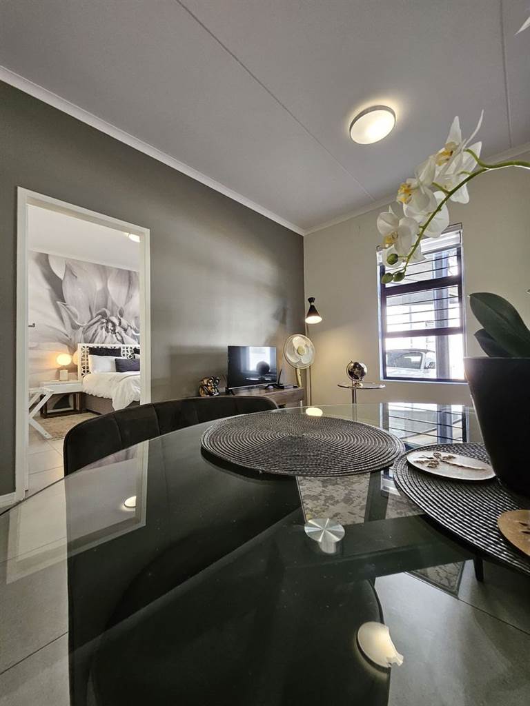 1 Bed Apartment in Erand Gardens photo number 11