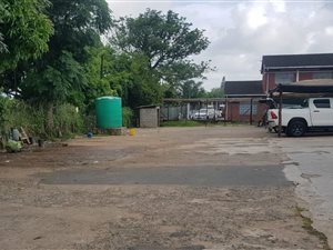 1000 m² Land available in Stanger Central