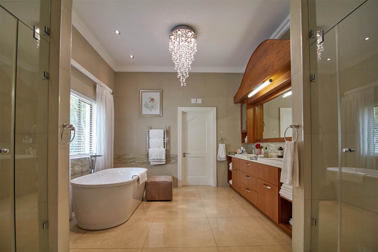 6 Bed House in Constantia Upper  photo number 6