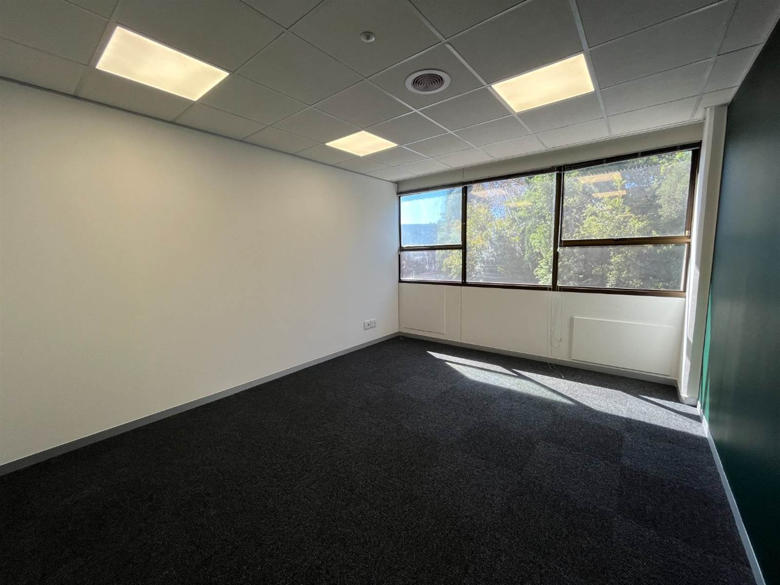 38  m² Office Space in Morningside photo number 4