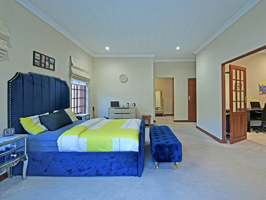 5 Bed House in Bryanston photo number 23