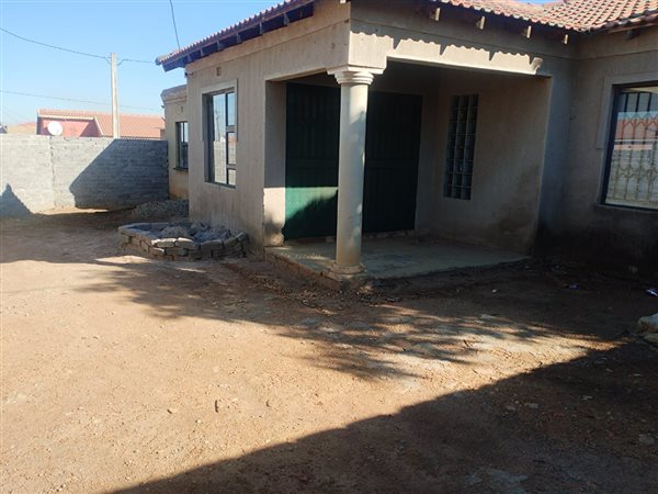 3 Bedroom House 3 Bedroom House