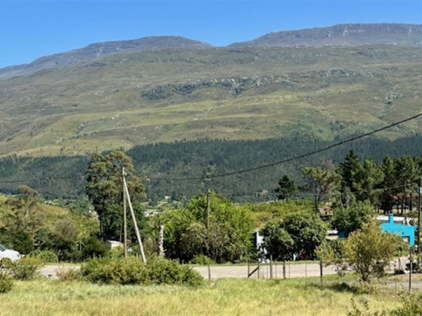 1 173 m² Land