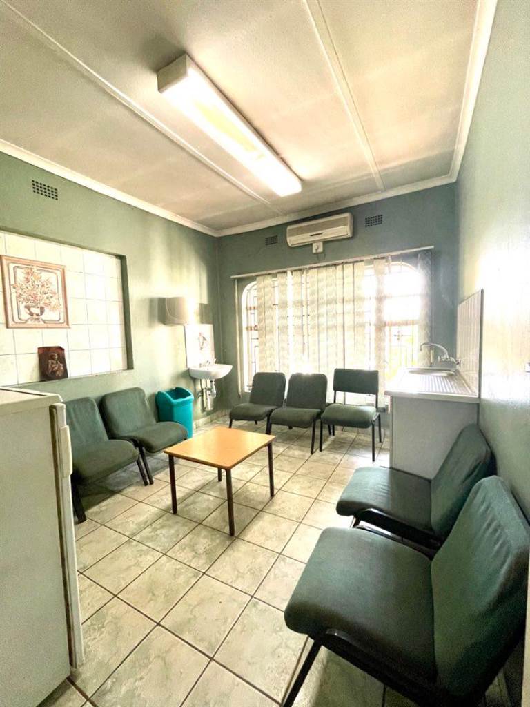 600  m² Commercial space in Katlehong photo number 16