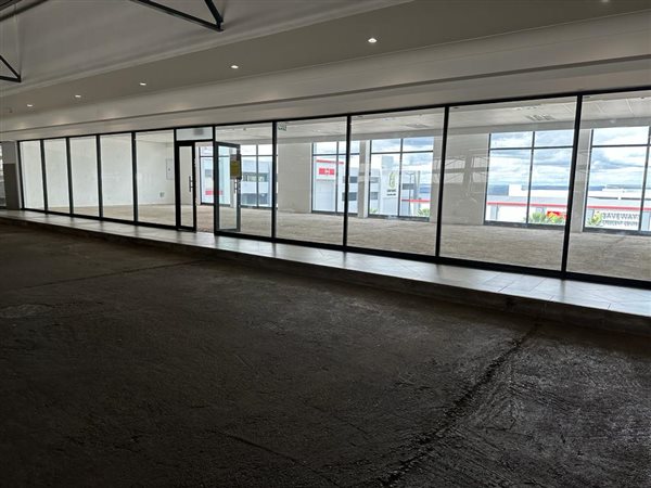 193  m² Retail Space