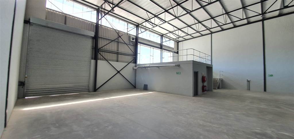 521  m² Industrial space in Bellville Central photo number 3