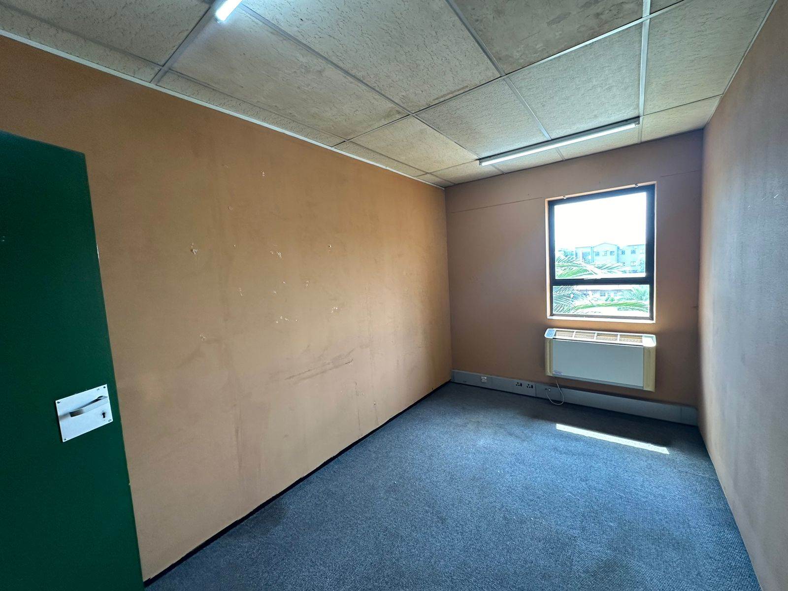 10  m² Commercial space in New Redruth photo number 3
