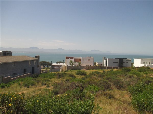 896 m² Land