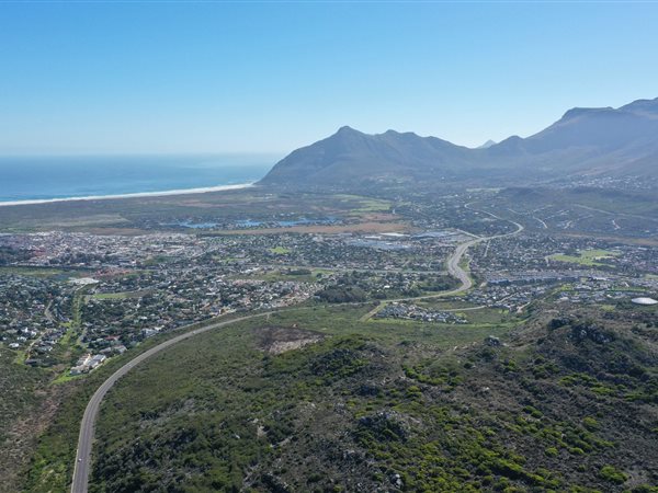 22.5 ha Land available in Fish Hoek
