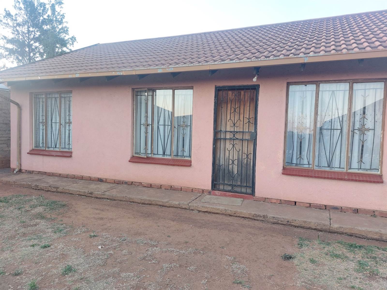 3 Bed House in Sebokeng Zone 17 photo number 1