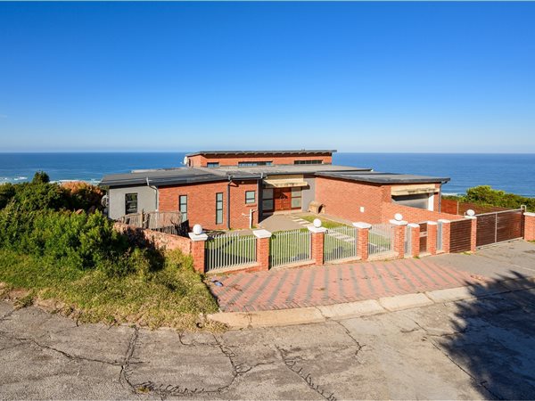 4 Bedroom House 4 Bedroom House
