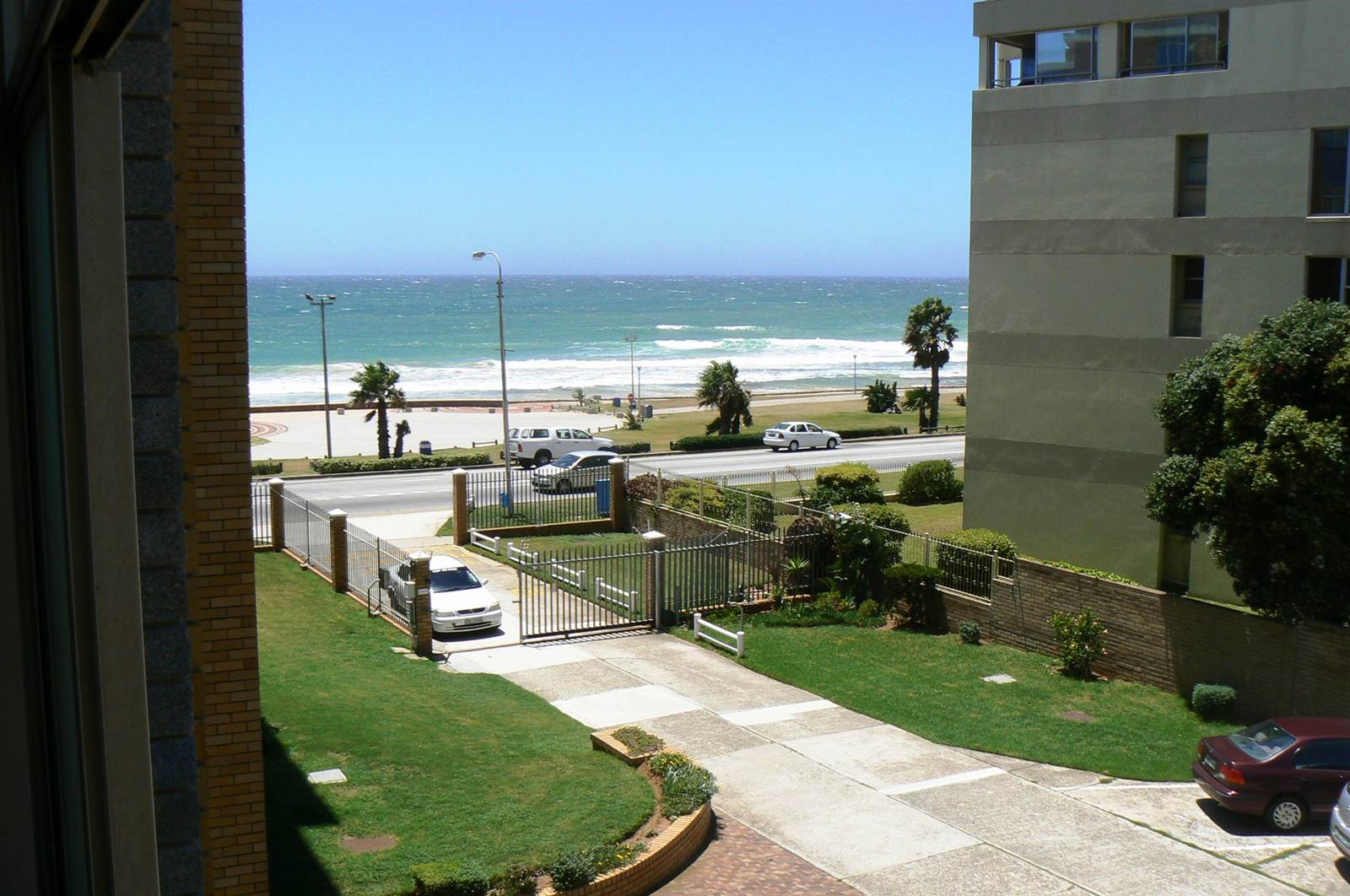 2 Bed Apartment in Summerstrand photo number 14