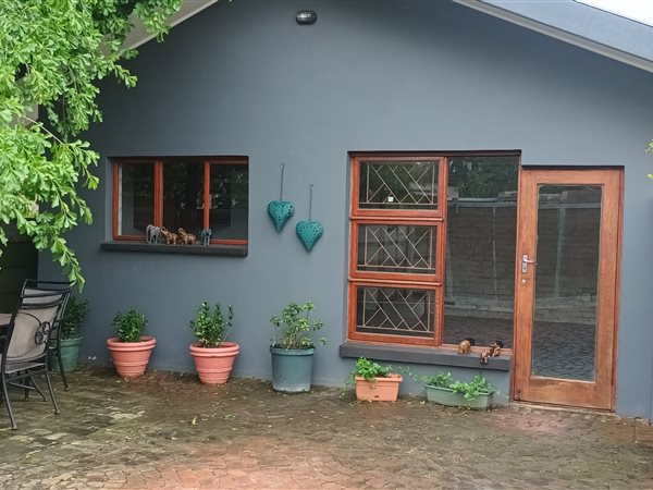 1 Bed Garden Cottage