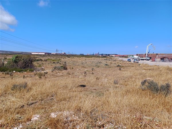 4801 m² Land available in Saldanha