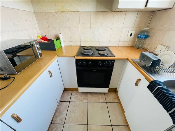 2 Bedroom House 2 Bedroom House