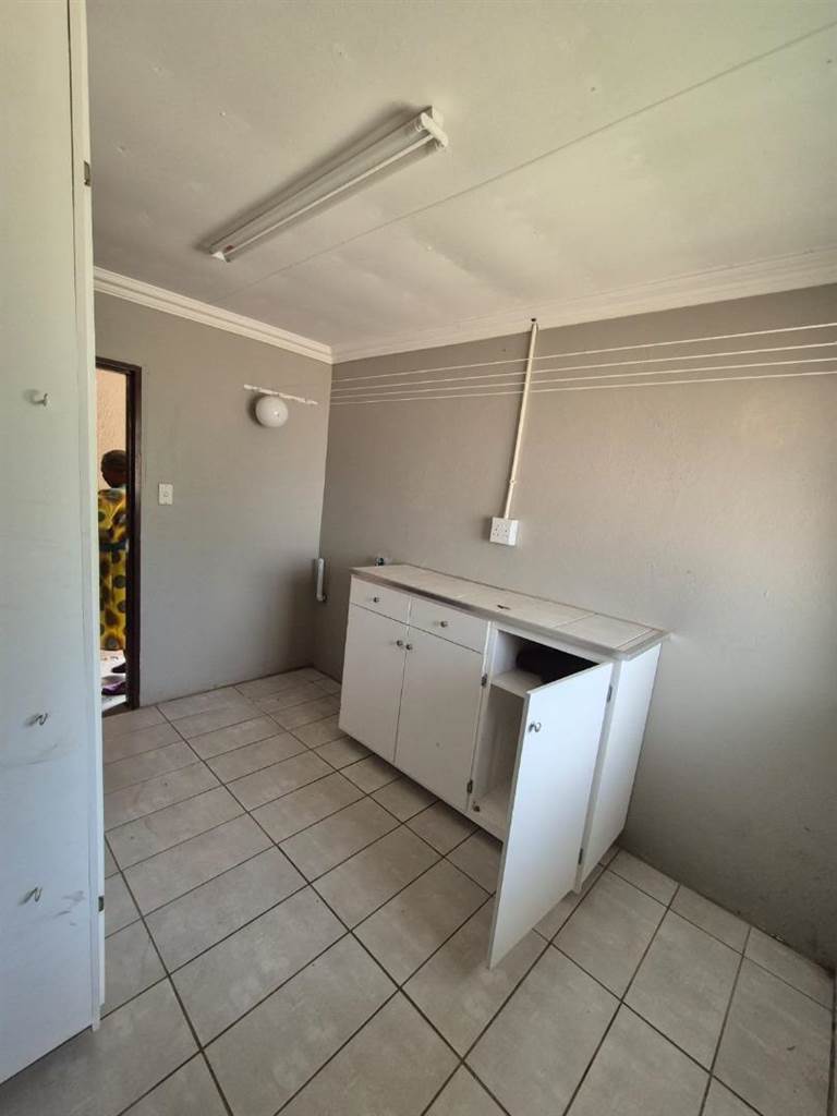 3 Bed House in Secunda Central photo number 24