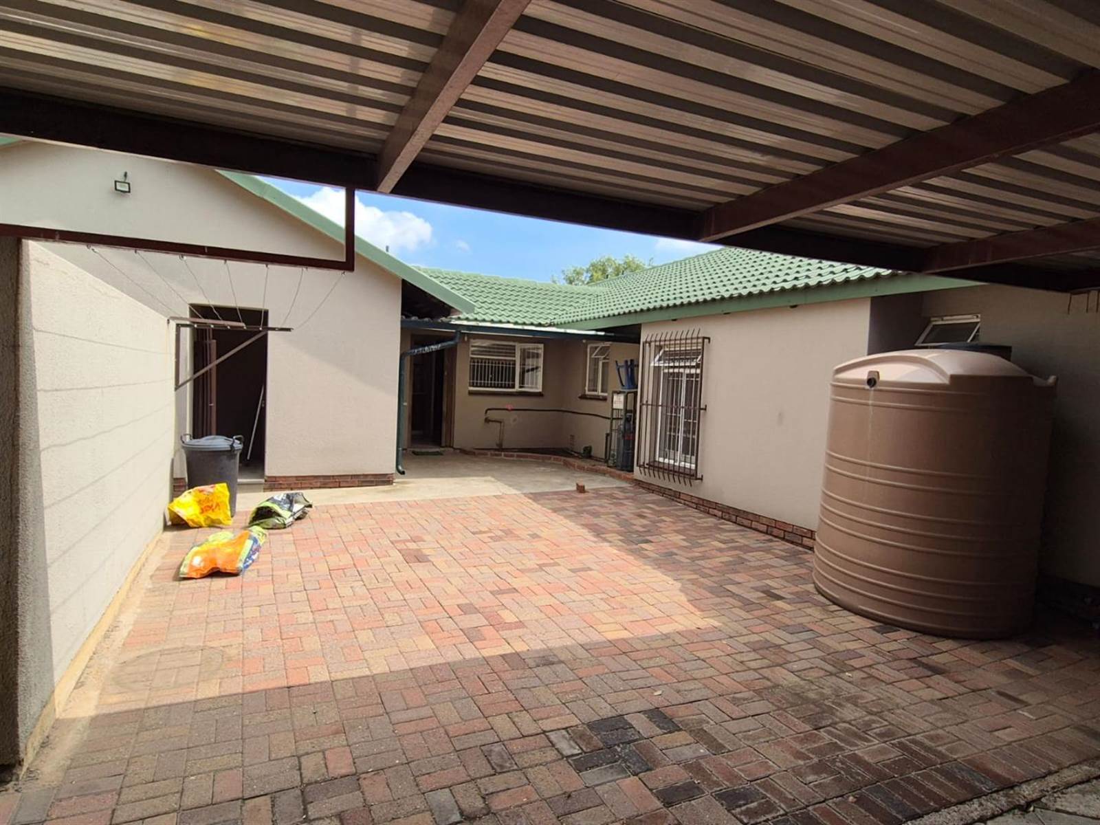 3 Bed House in Secunda Central photo number 5