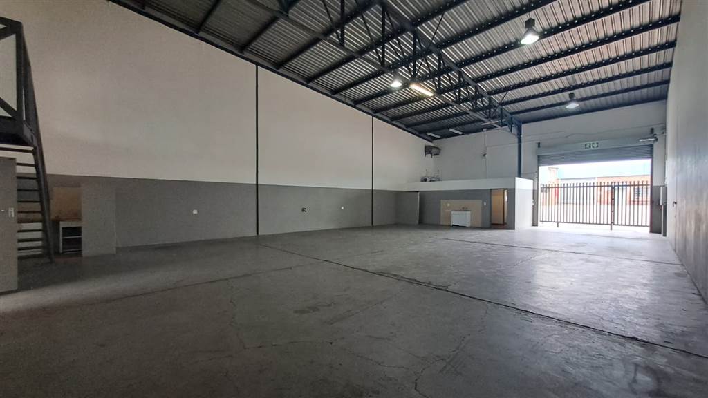295  m² Industrial space in Silverton photo number 5