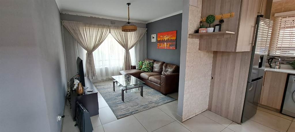 3 Bed Townhouse in Ormonde photo number 9