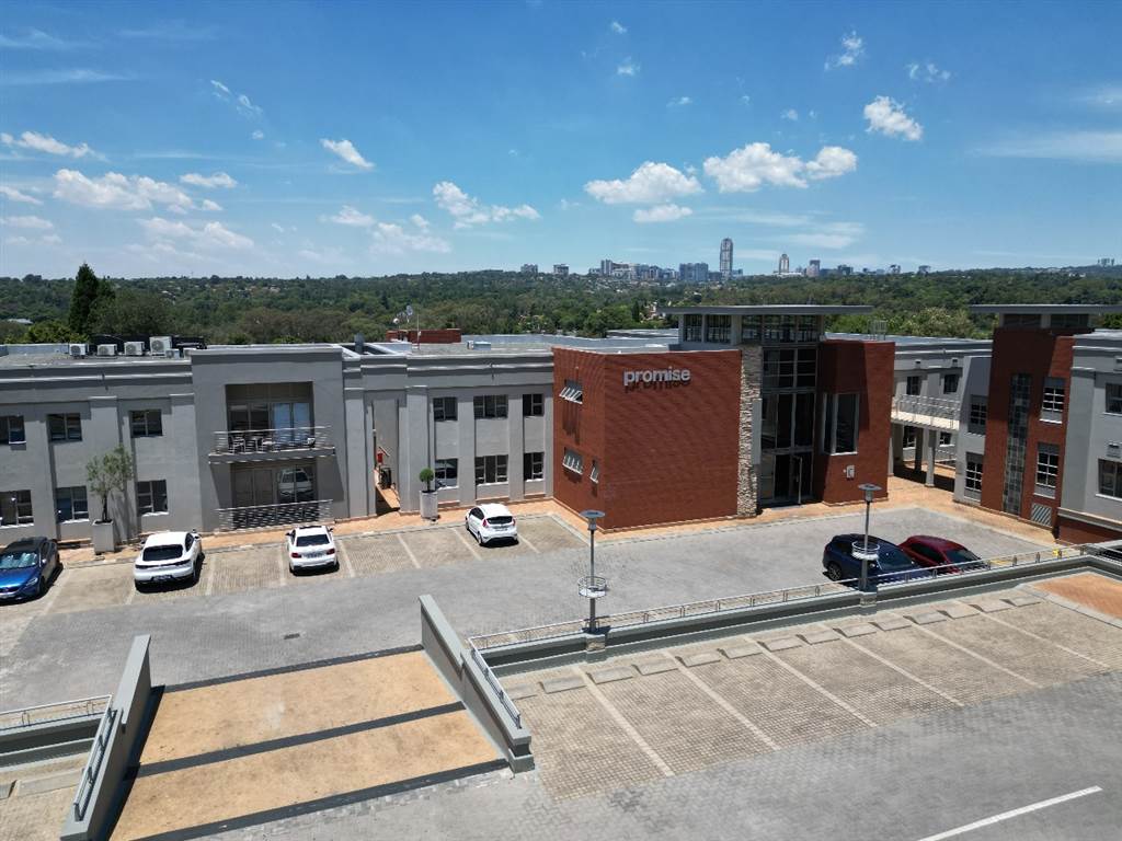 6630  m² Commercial space in Bryanston photo number 4