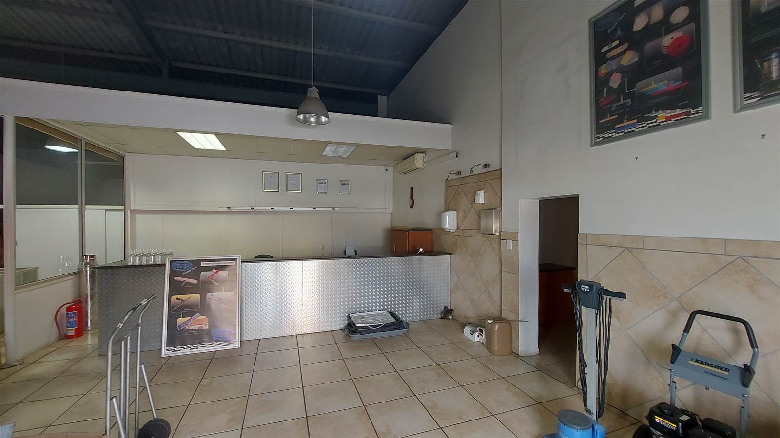 880  m² Commercial space in Sydenham photo number 18