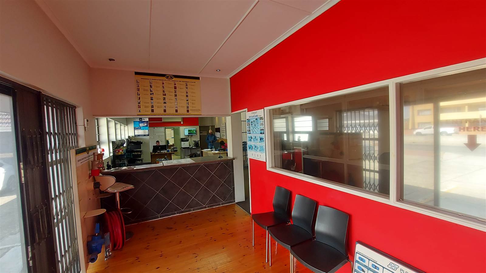 880  m² Commercial space in Sydenham photo number 2