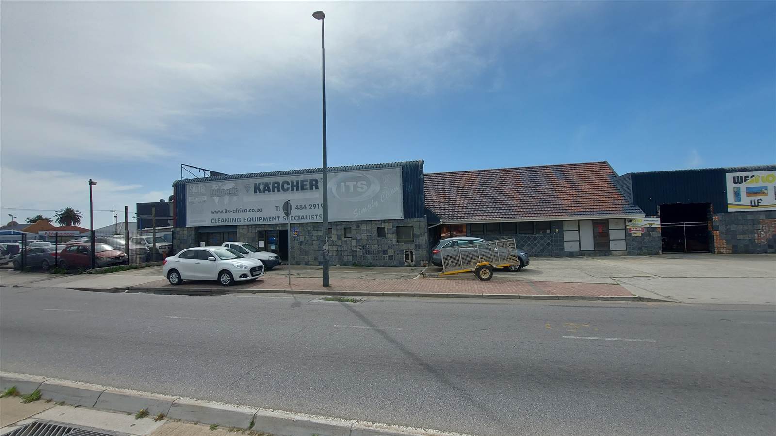 880  m² Commercial space in Sydenham photo number 1