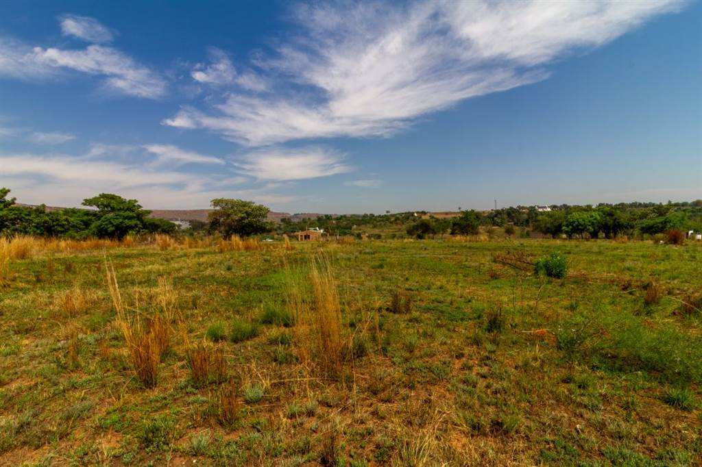 3 ha Land available in Muldersdrift photo number 4