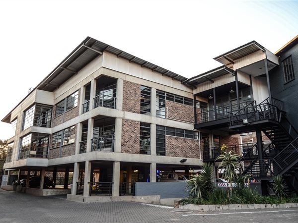 313  m² Office Space in Milpark
