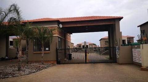 2 Bed Townhouse in Benoni CBD photo number 9