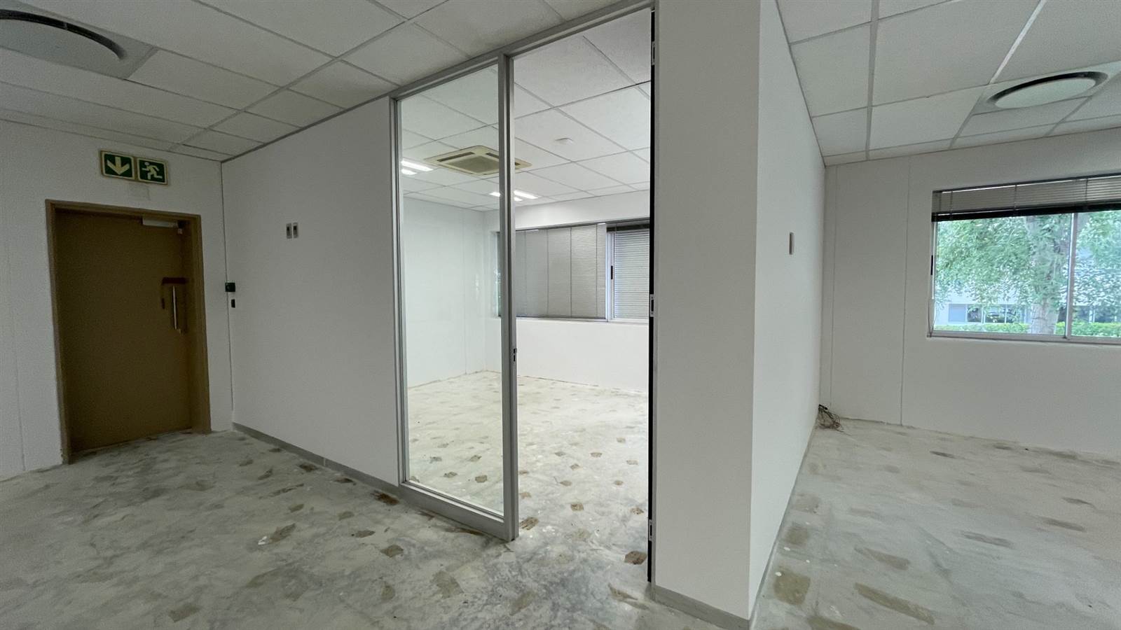 700  m² Commercial space in Woodmead photo number 9