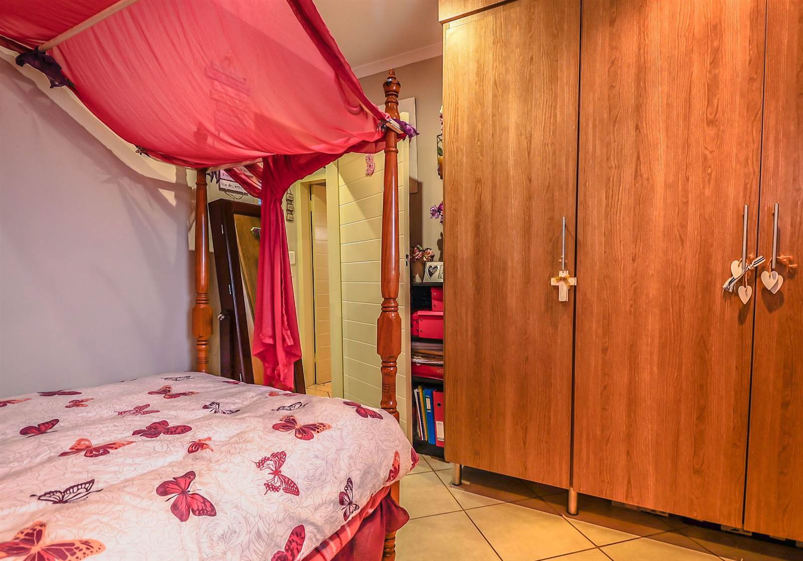 3 Bed Apartment in Mooikloof Ridge photo number 19