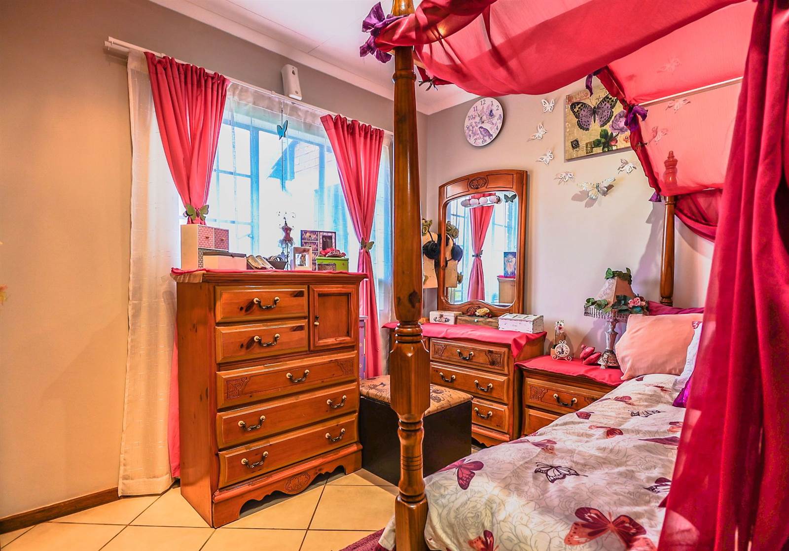 3 Bed Apartment in Mooikloof Ridge photo number 18