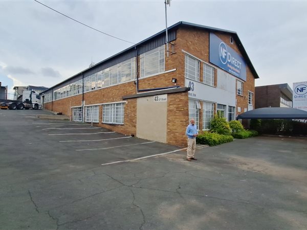 1 234  m² Industrial space