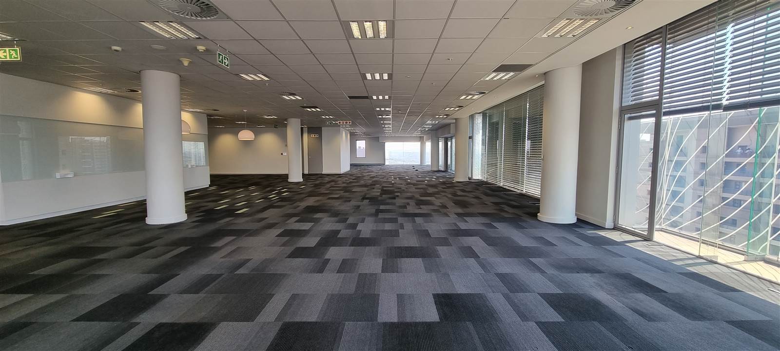 1500  m² Commercial space in Sandown photo number 16