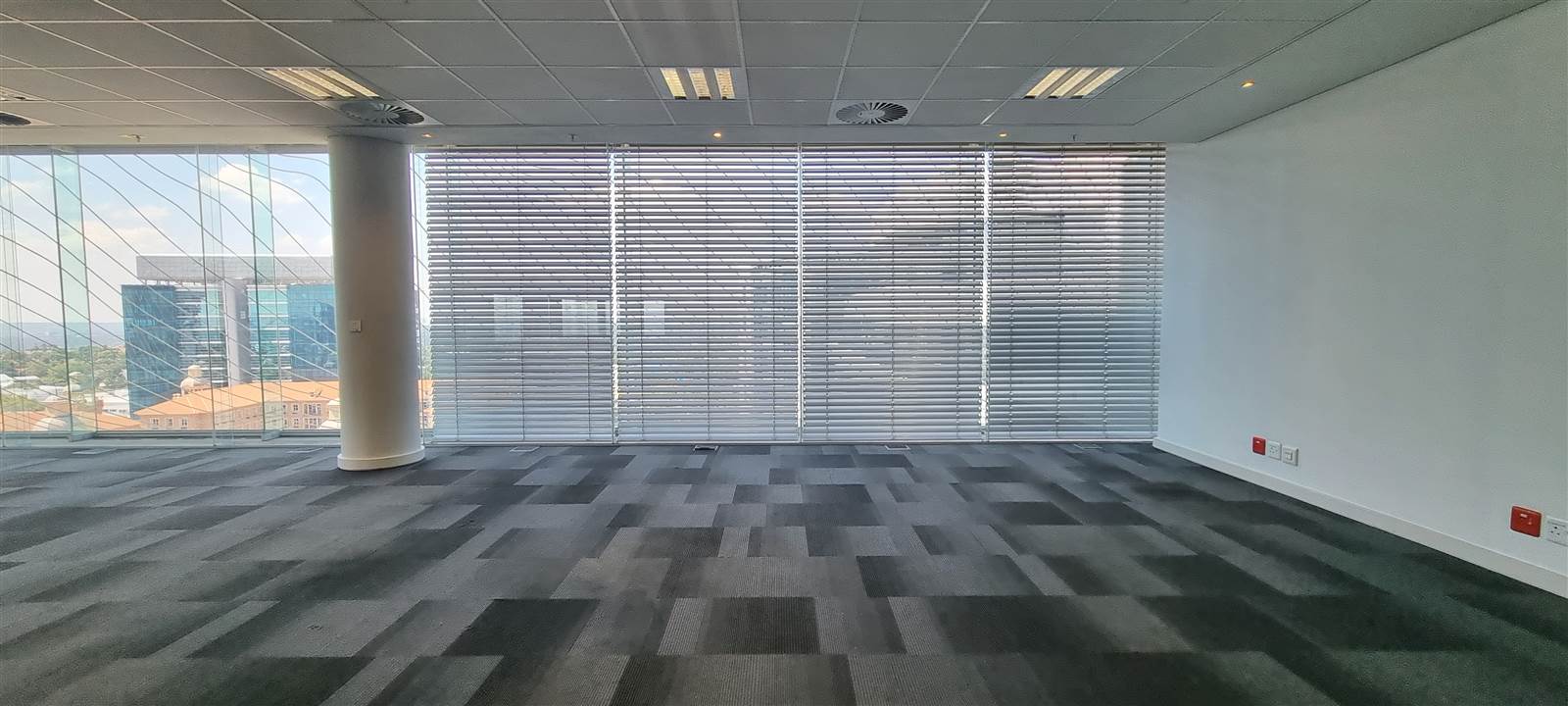 1500  m² Commercial space in Sandown photo number 15