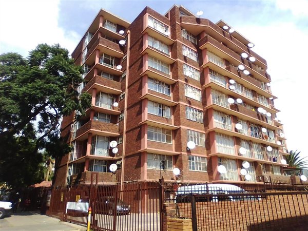 1.5 Bed Apartment in Sunnyside