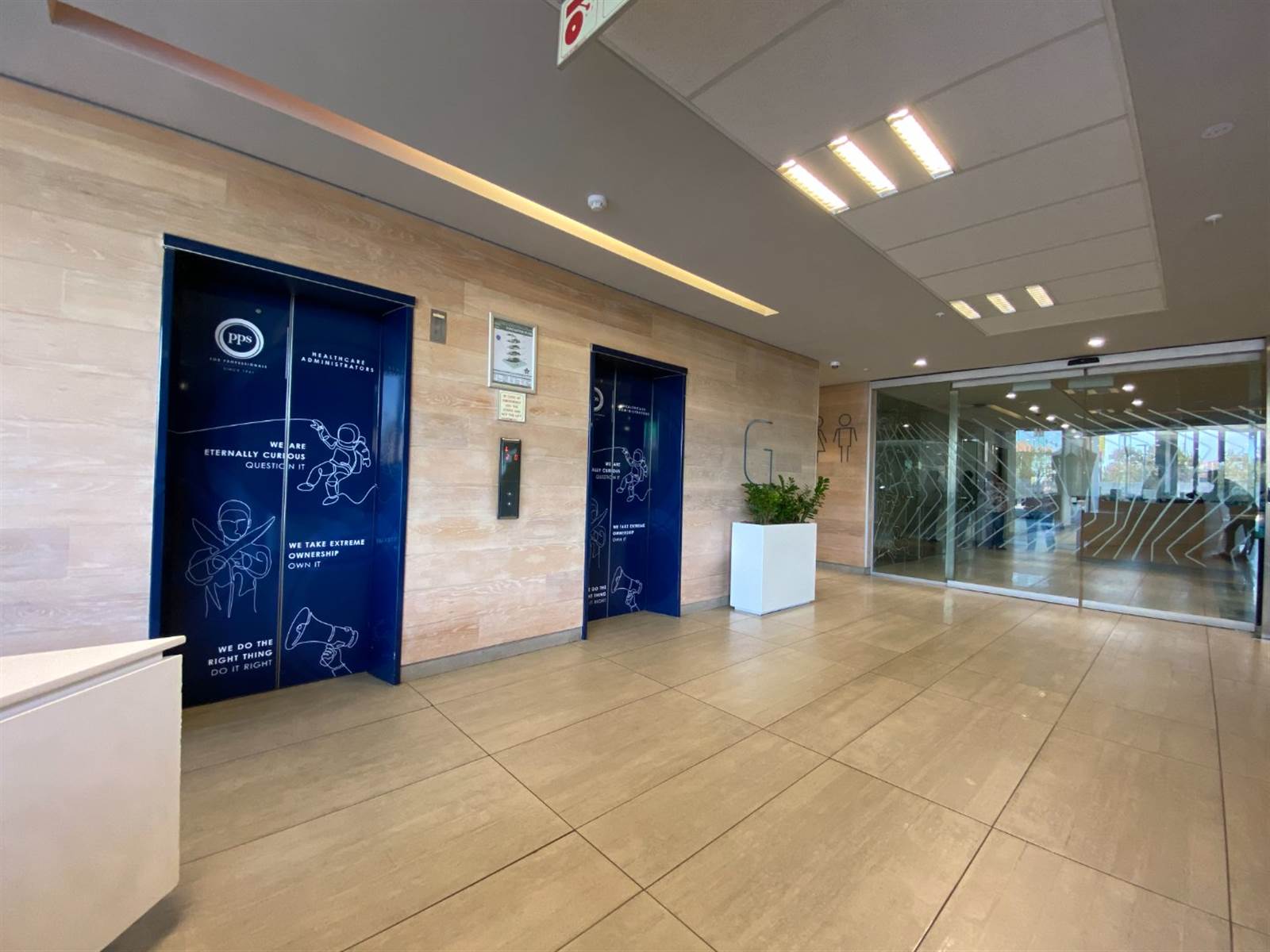641  m² Office Space in Centurion CBD photo number 6