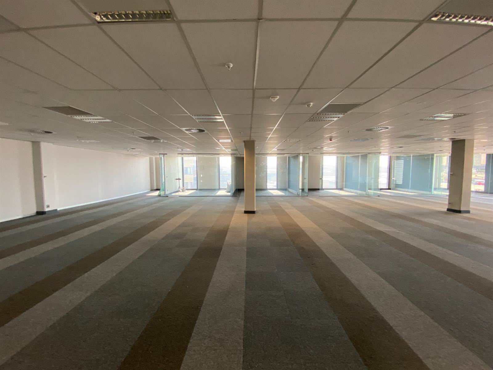 641  m² Office Space in Centurion CBD photo number 8