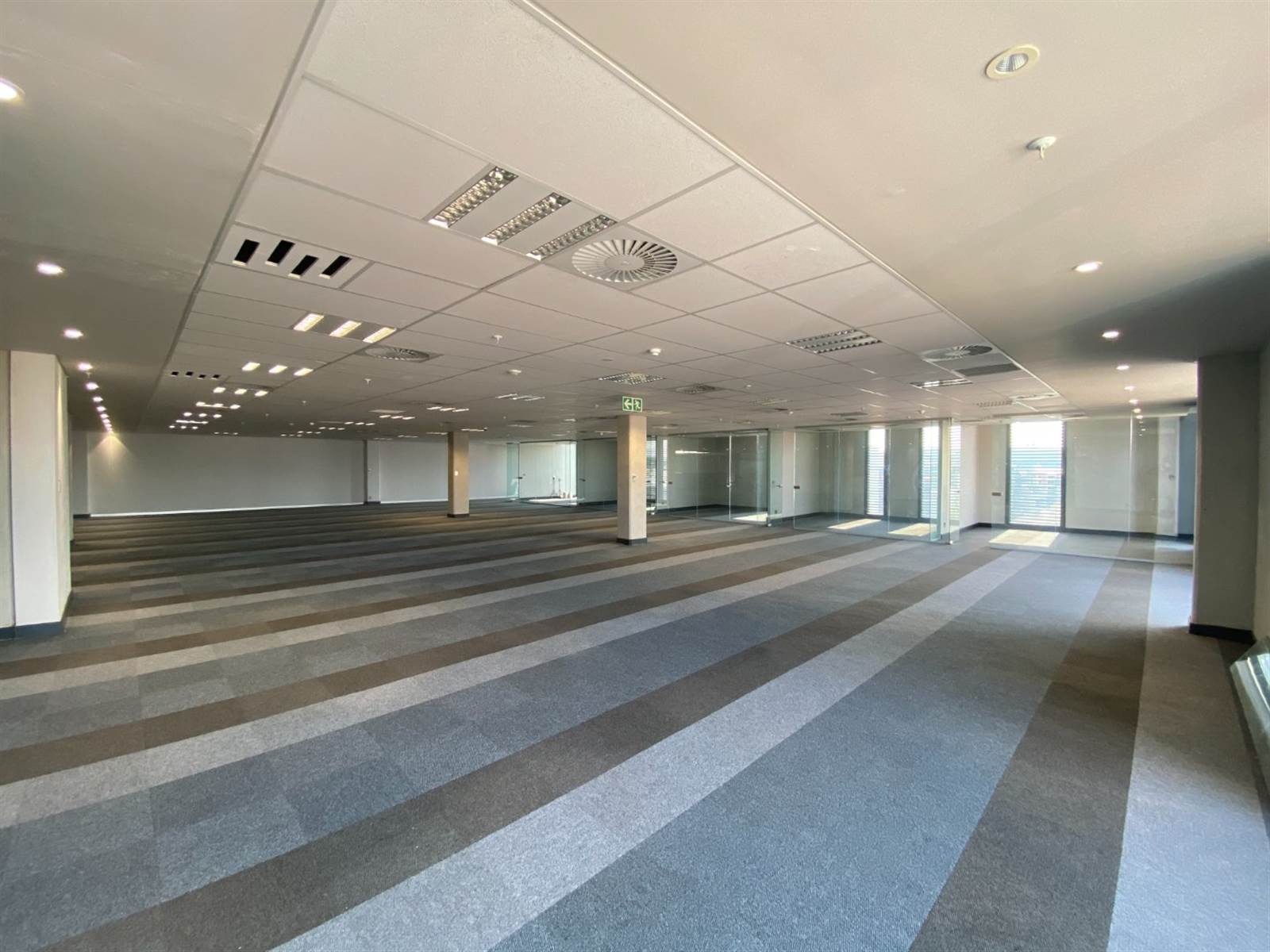 641  m² Office Space in Centurion CBD photo number 9