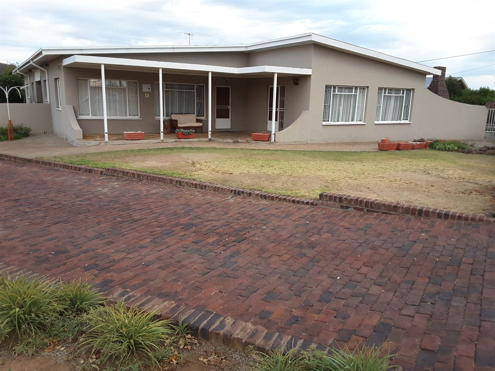 7 Bed House in Colesberg photo number 2