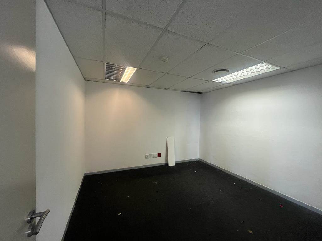 96  m² Commercial space in Braamfontein photo number 3