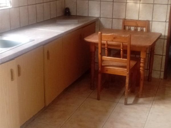 2 Bedroom House 2 Bedroom House