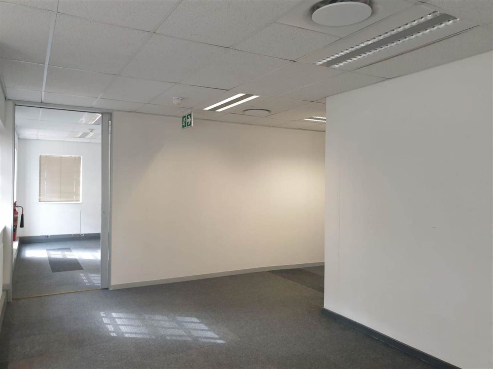 194  m² Commercial space in Rosebank photo number 17