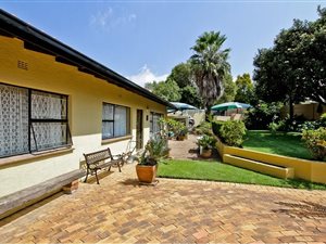 4 Bed House in Bordeaux