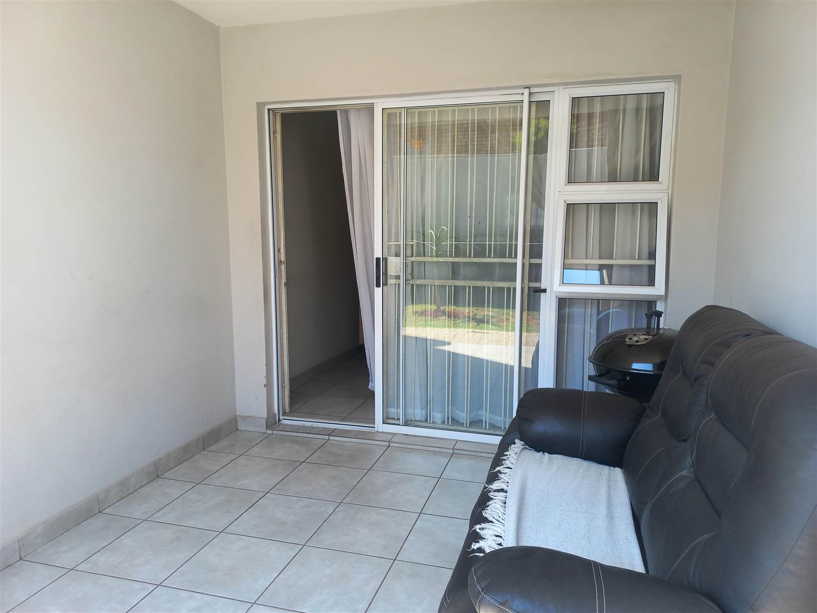 2 Bed Apartment in Doringkloof photo number 3