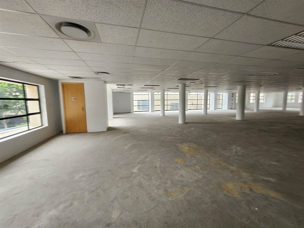 950  m² Commercial space in Brooklyn photo number 7