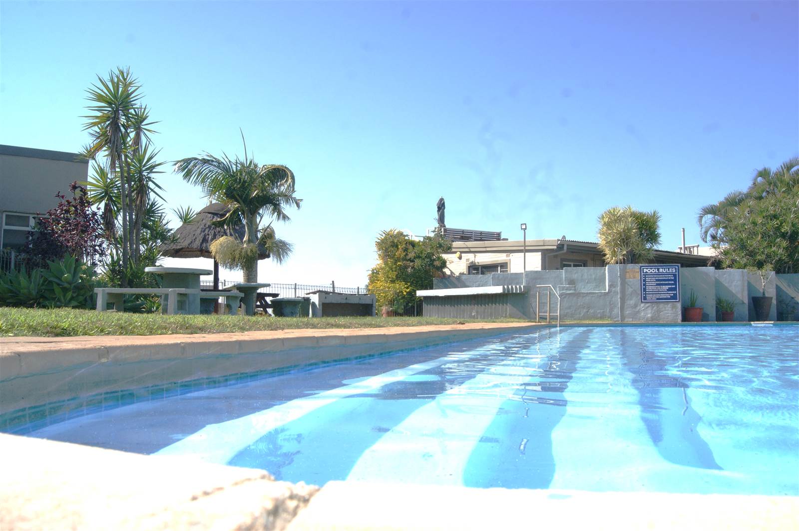 3 Bed Apartment in Blythedale Beach photo number 26