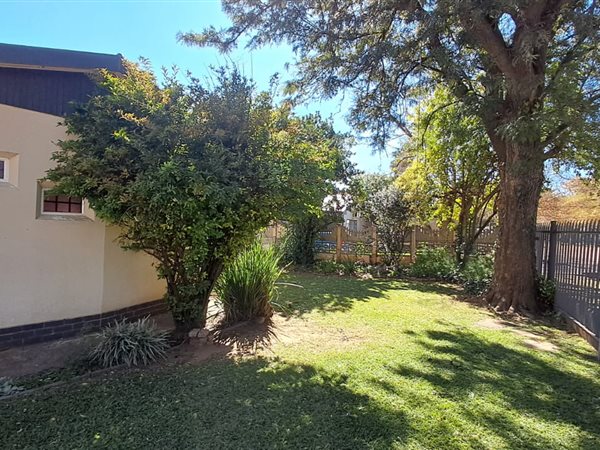 4 Bedroom House 4 Bedroom House
