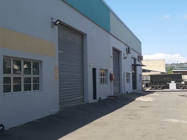 1 500  m² Industrial space